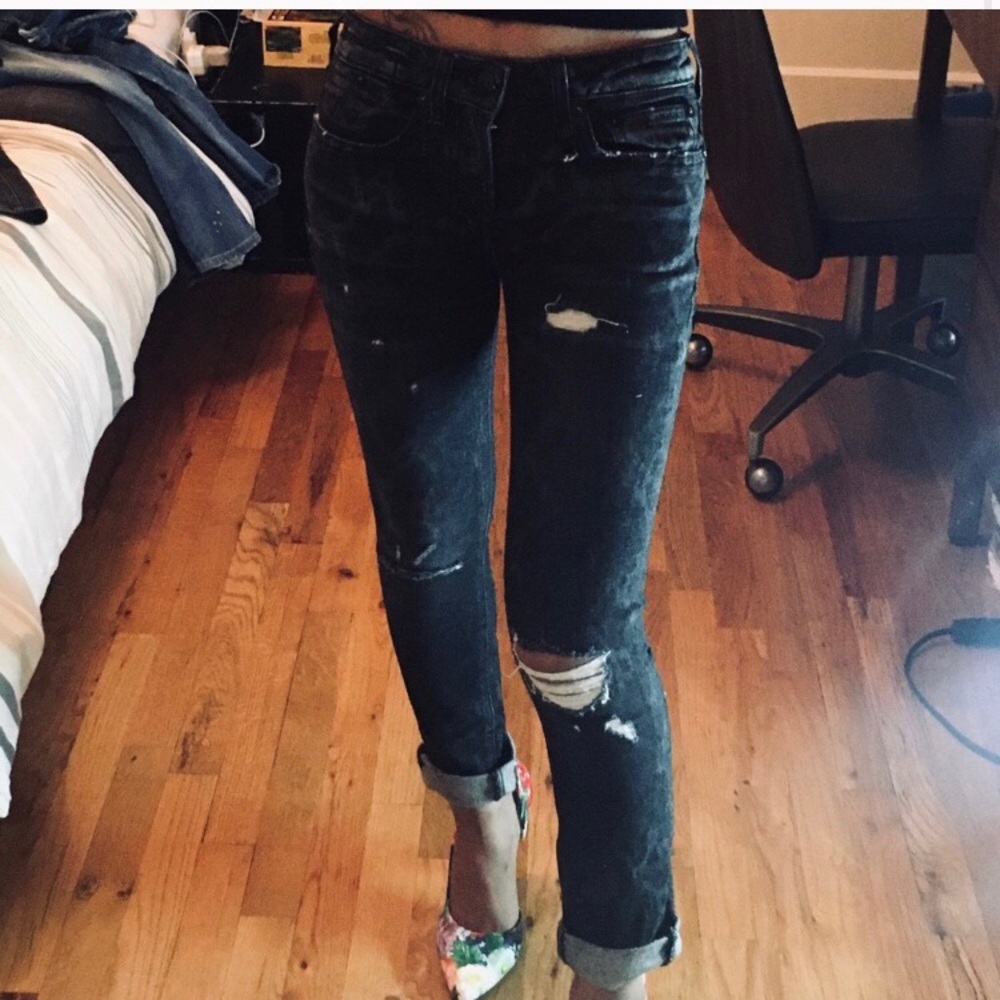 R13 🔛Black pants with leopard design